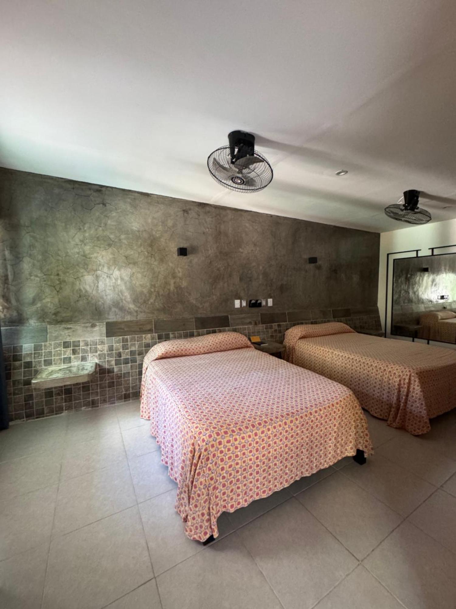 Hotel Quinta Avenida パレンケ エクステリア 写真