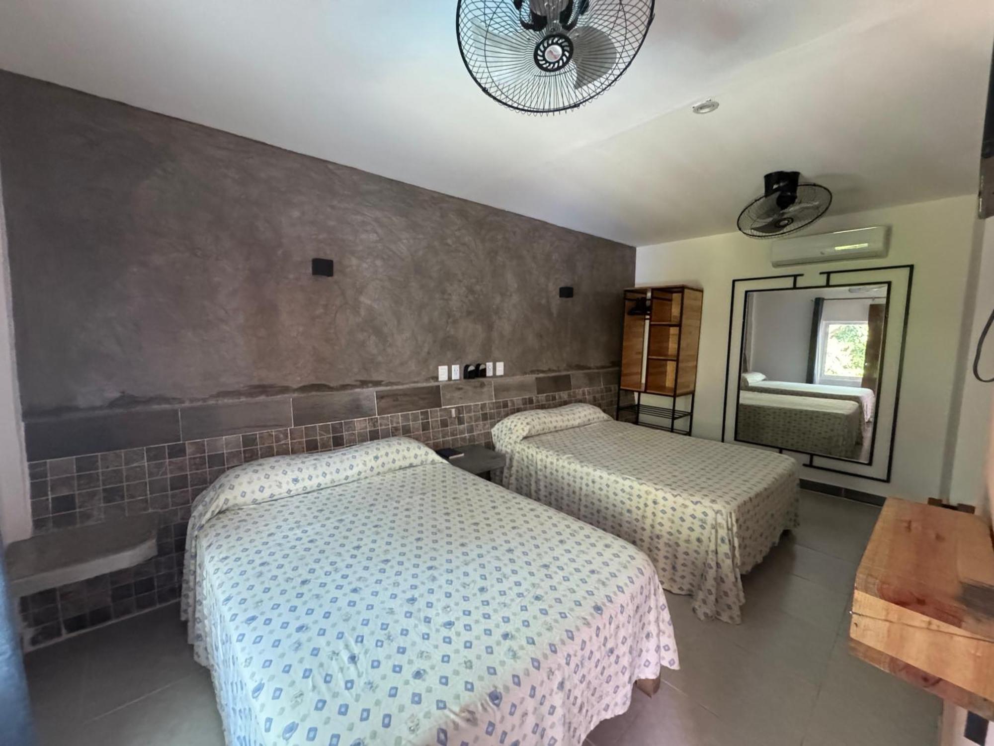 Hotel Quinta Avenida パレンケ エクステリア 写真