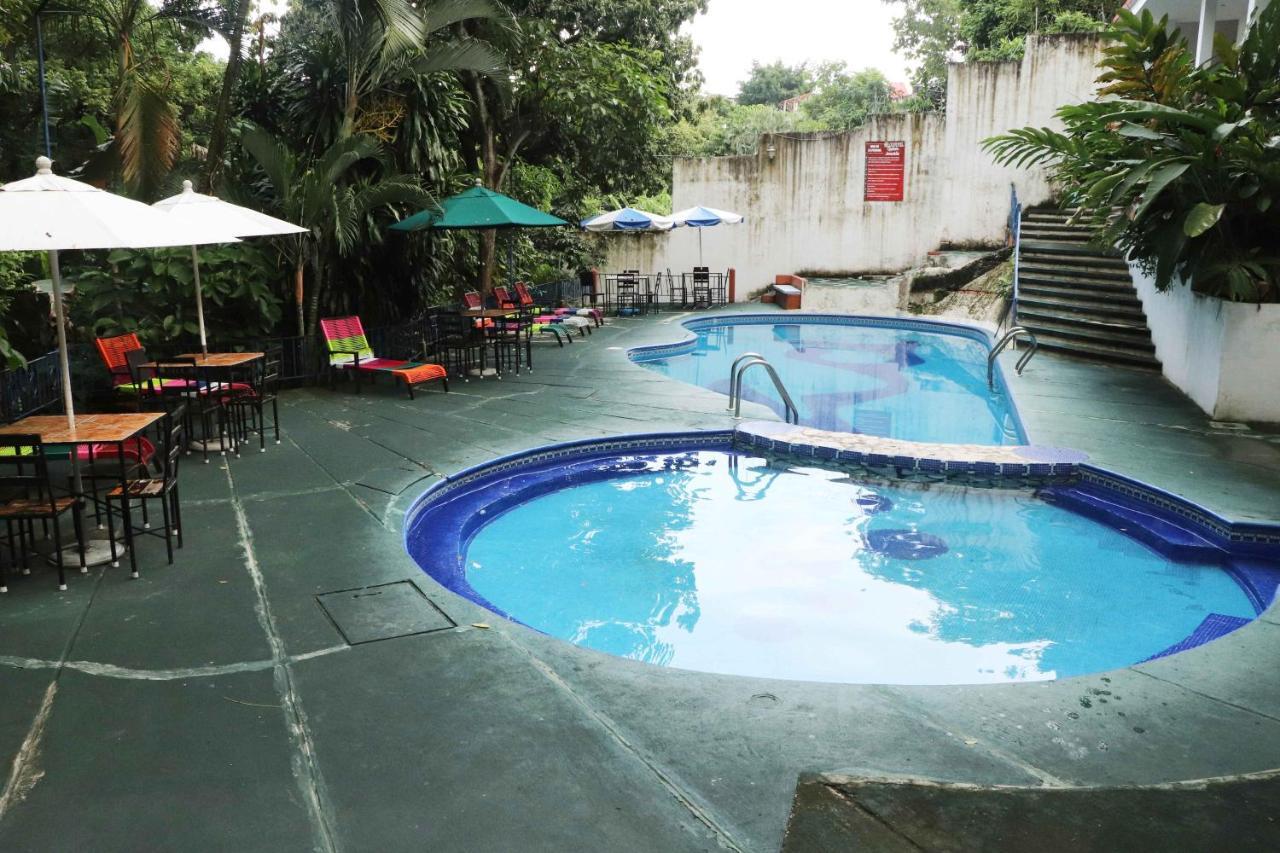 Hotel Quinta Avenida パレンケ エクステリア 写真